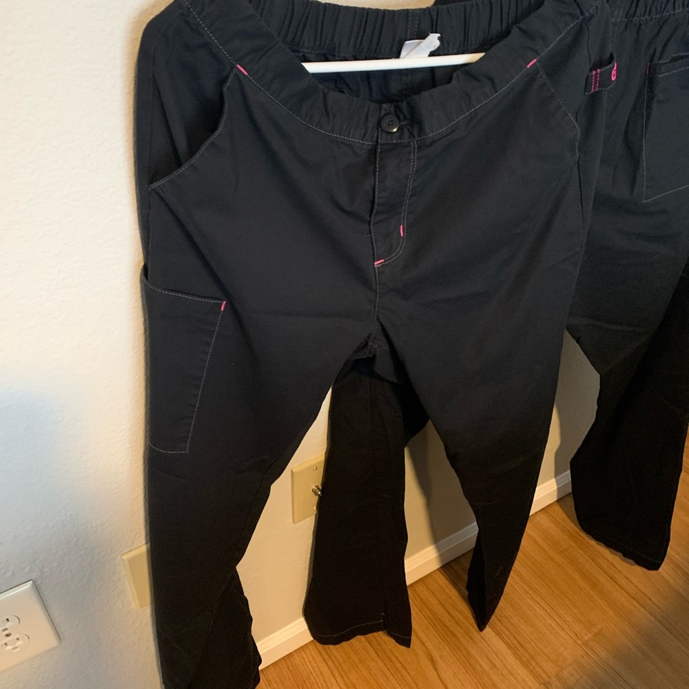 Black scrub pants